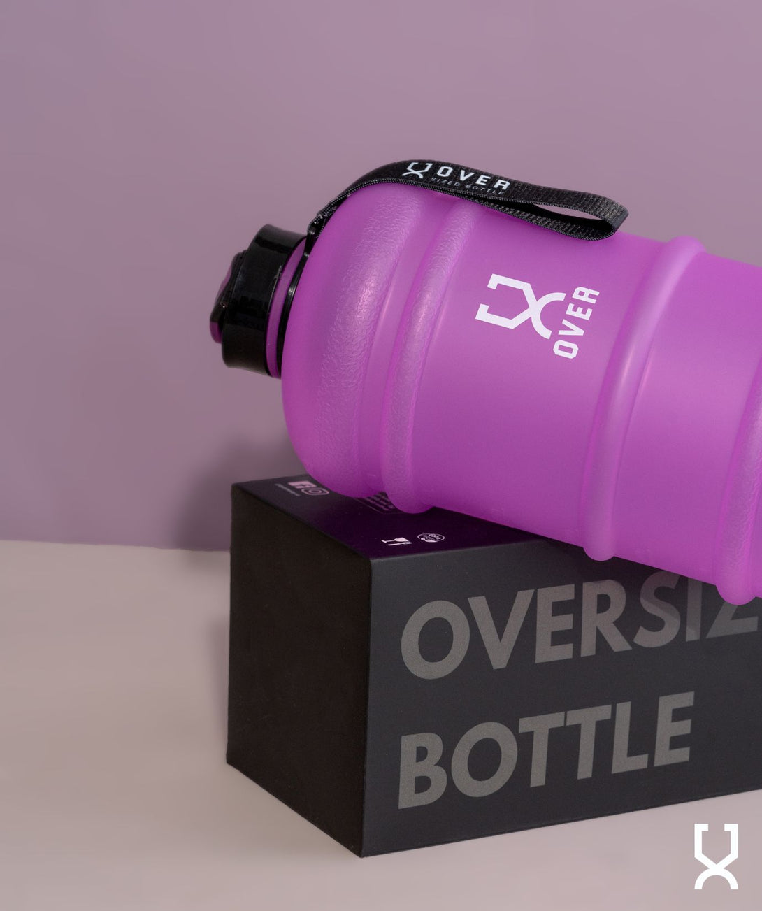 2.2L Oversized Bottle with Flip Cap