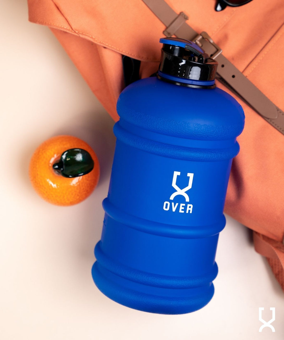 2.2L Oversized Bottle with Flip Cap