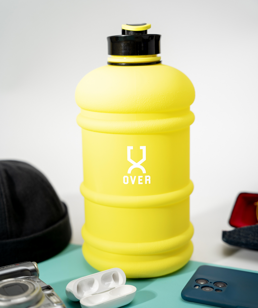 2.2L Oversized Bottle with Flip Cap